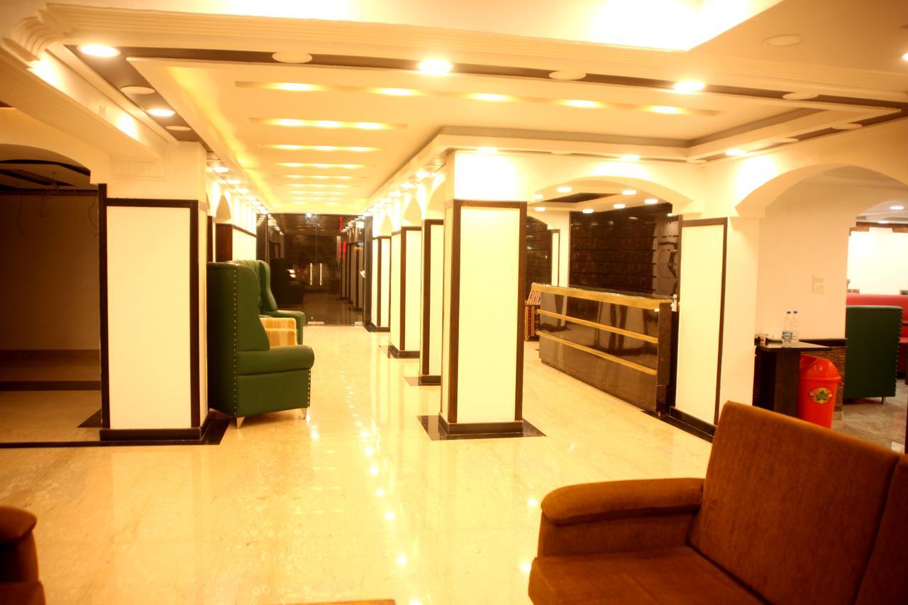 Hotel New Park At Dal Lake Srīnagar Екстериор снимка